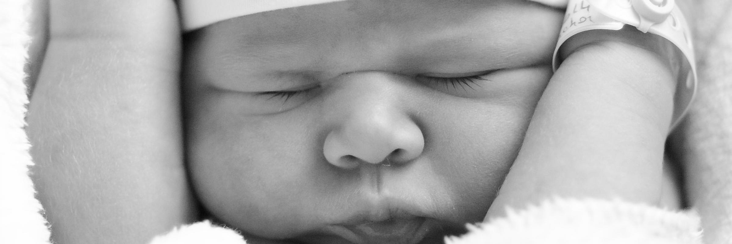 COME LAVARE I VESTITI DEI BAMBINI DISINFETTANDO COME LAVARE I VESTITI DEI BAMBINI DISINFETTANDO